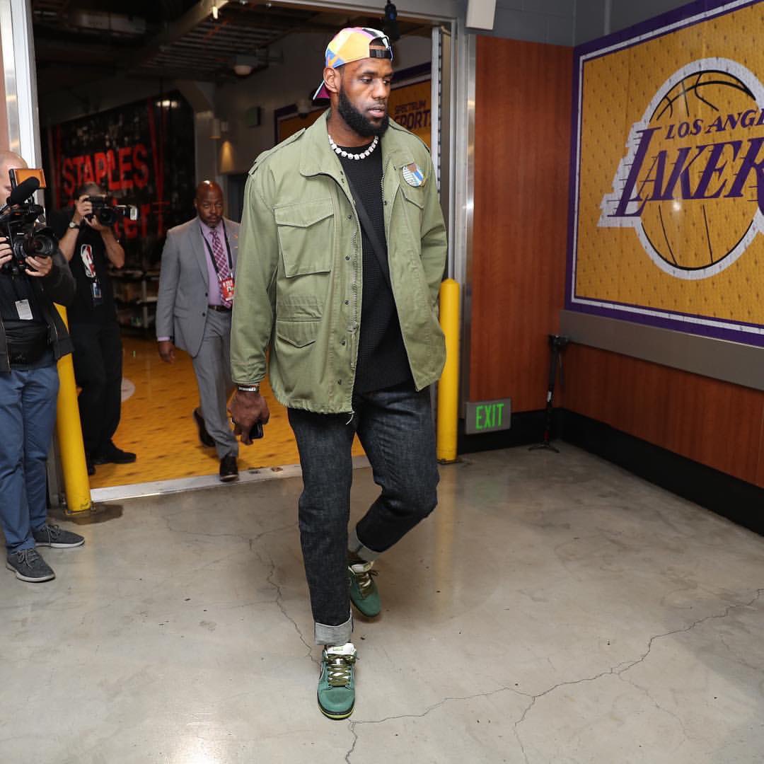 LeBron James spotted entering the Staples Center in The Standard Issue Tee
