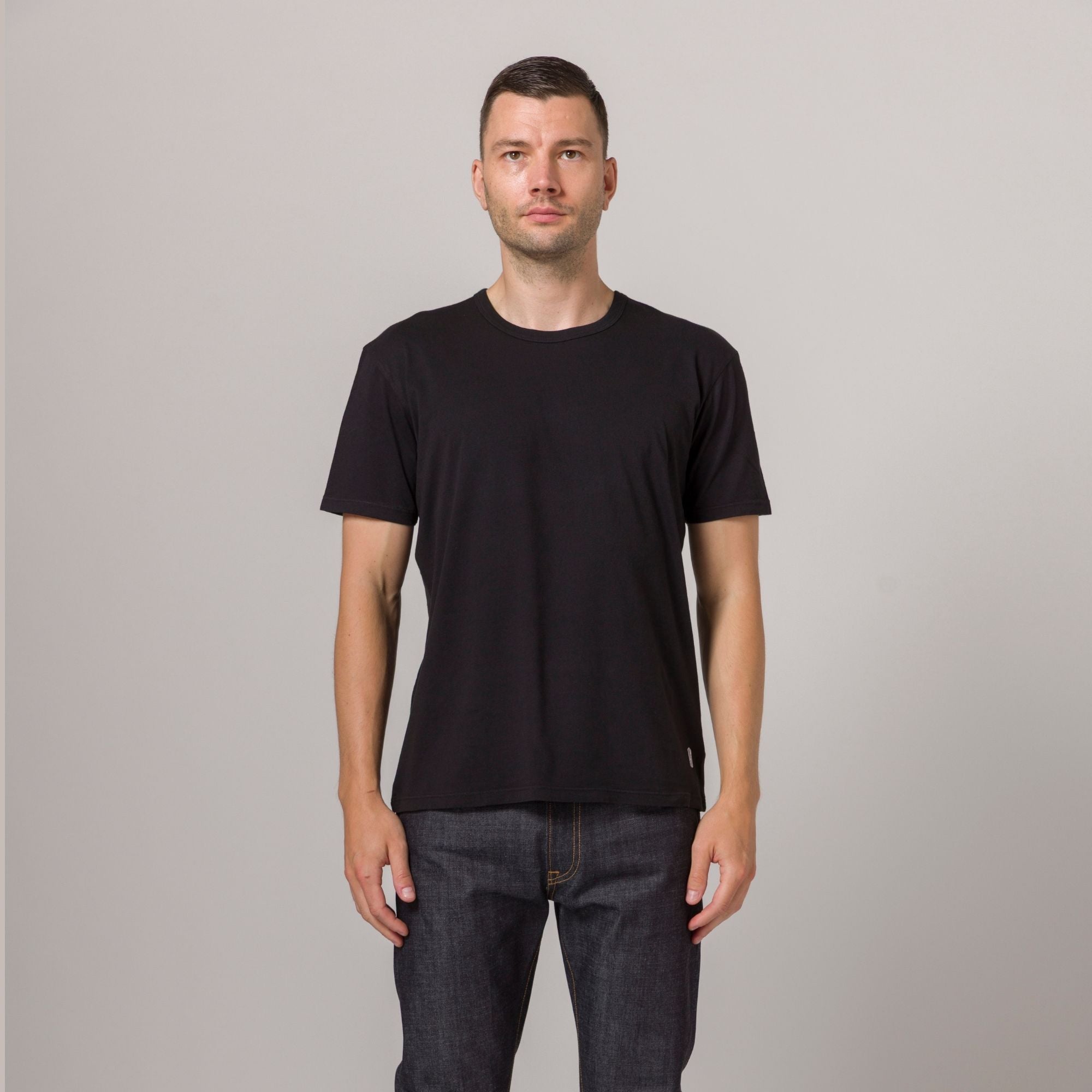Fitted Tee Black