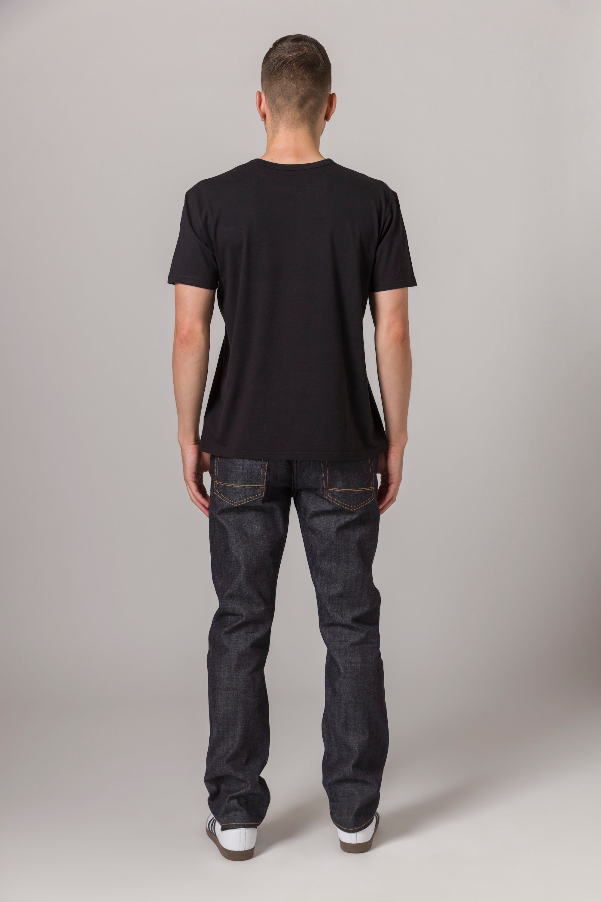 Fitted Tee Black
