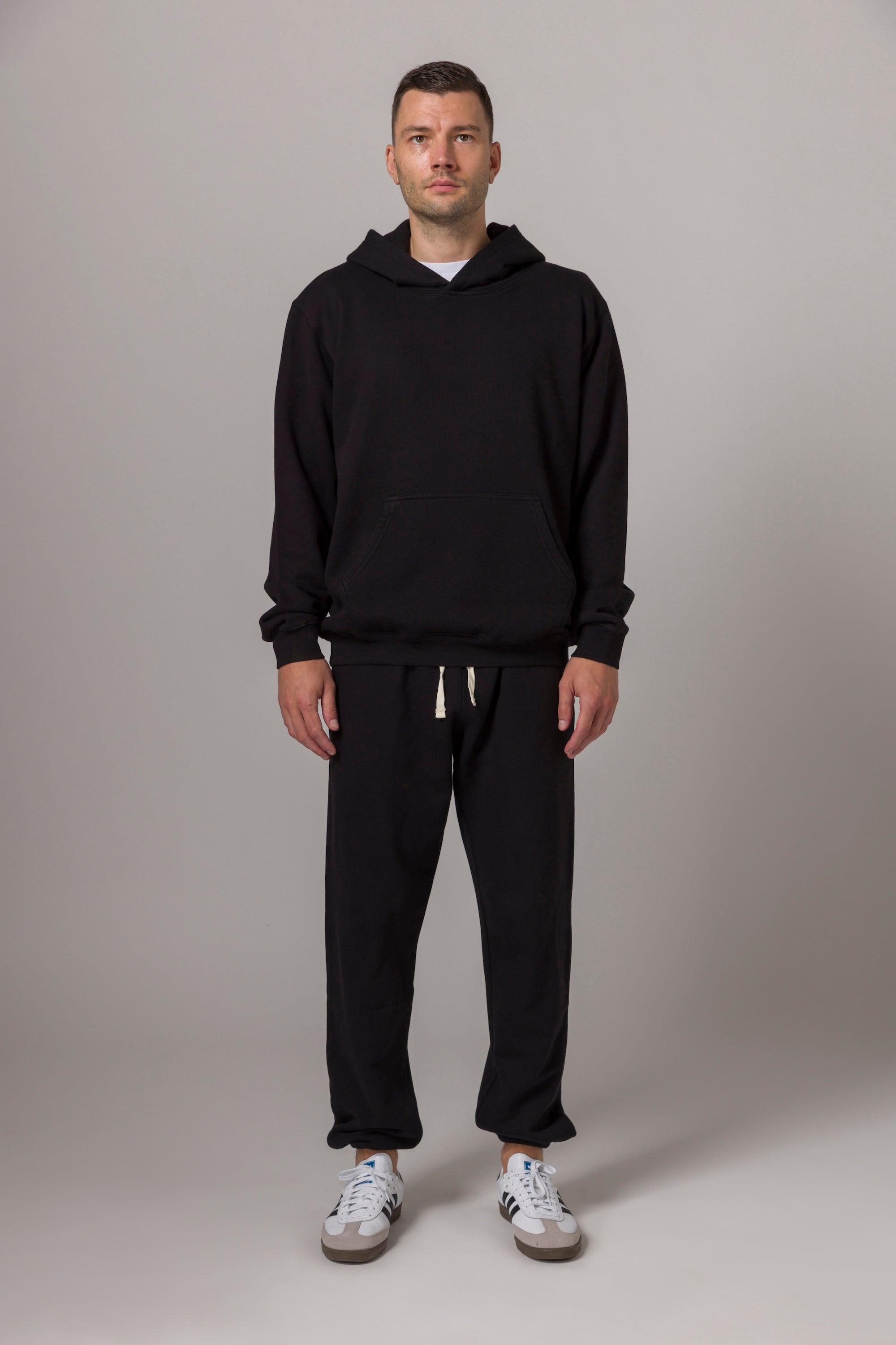 Standard Hoody Black