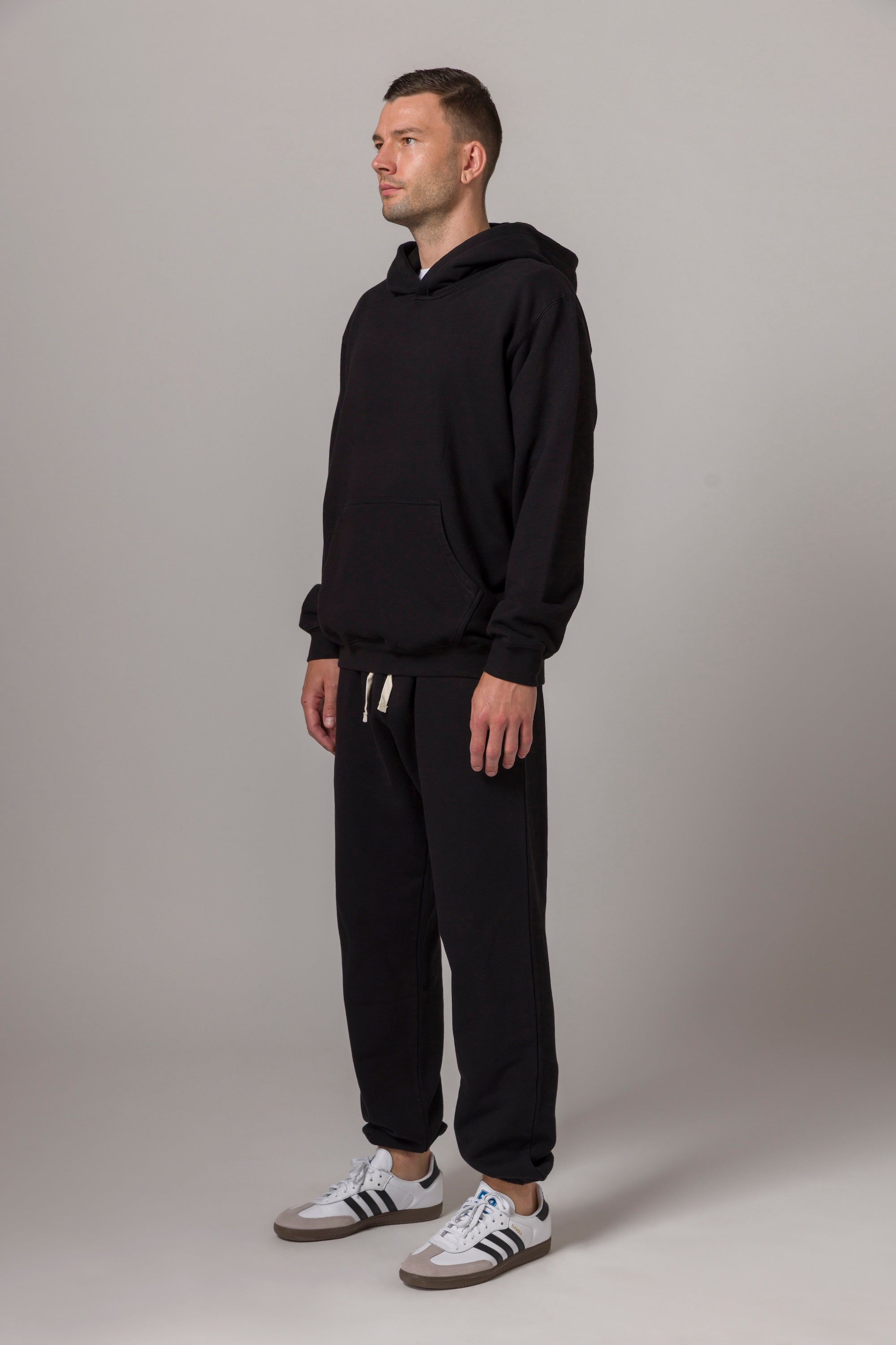Standard Hoody Black