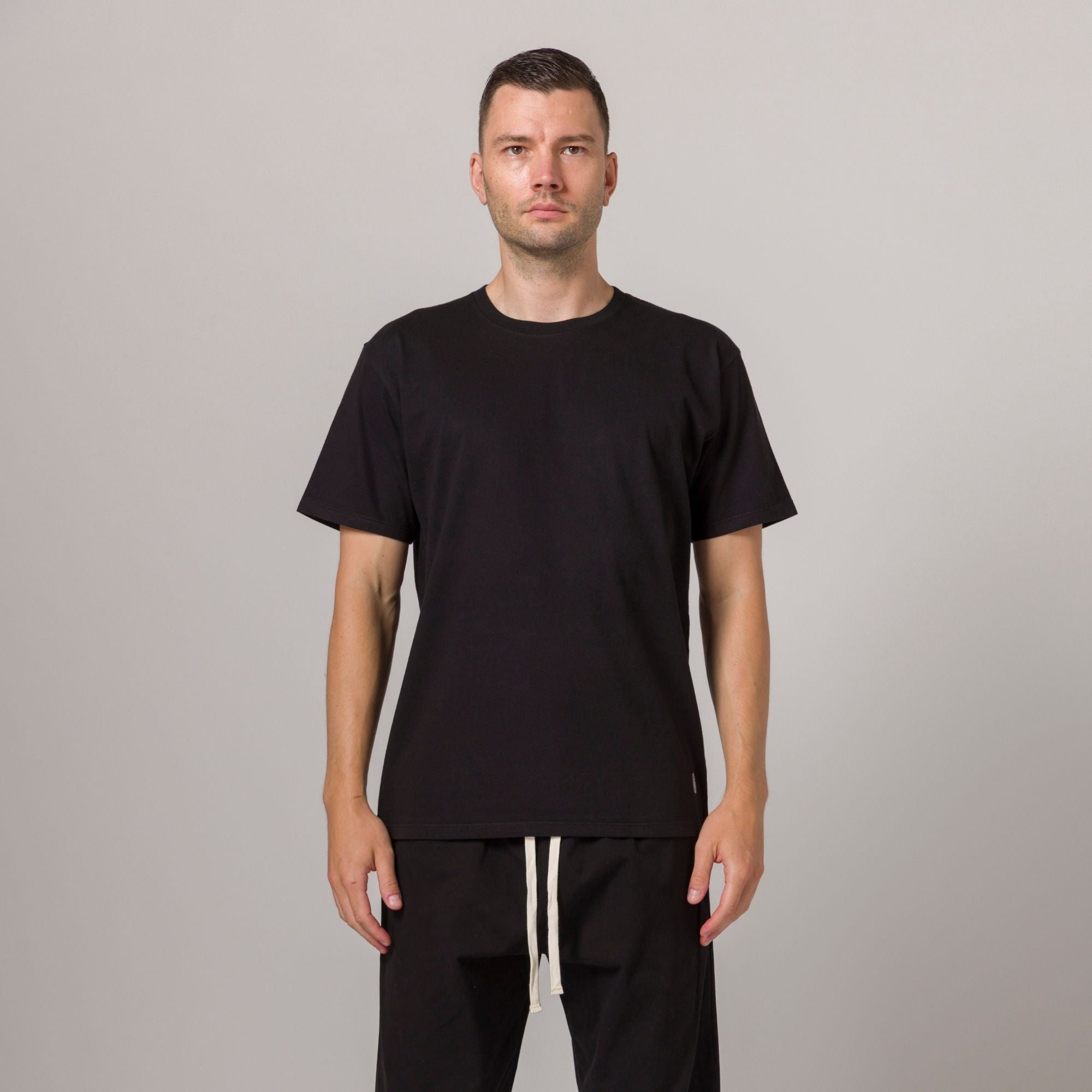 Standard Tee Black – STANDARD ISSUE