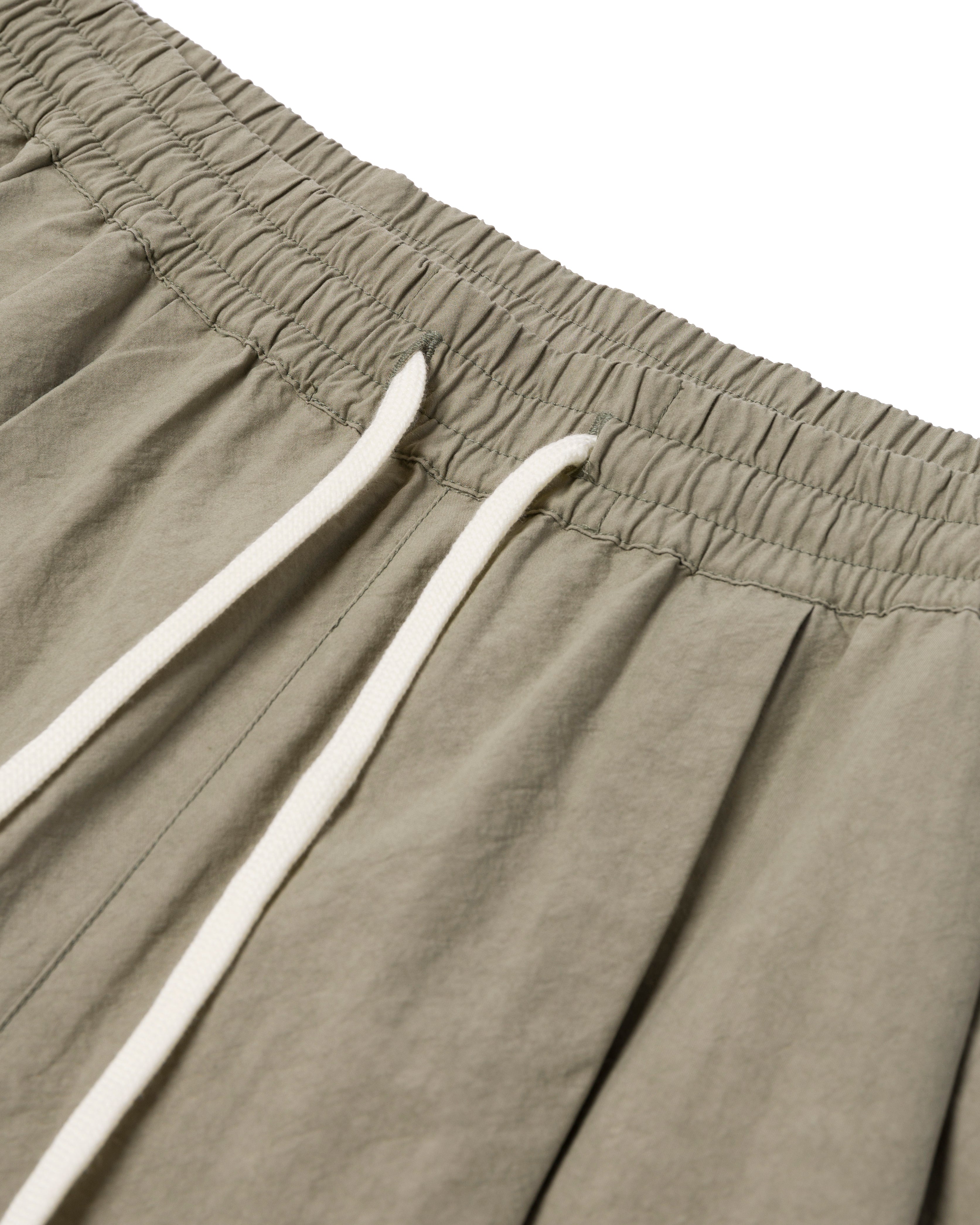 Camp Pleated Shorts Concrete